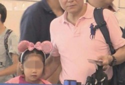 娱乐圈唠嗑吃瓜,揭秘明星幕后故事，一起吃瓜唠嗑！