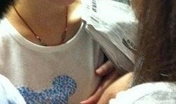 动漫男生摸女生胸,动漫男生意外触碰女生胸部的尴尬瞬间